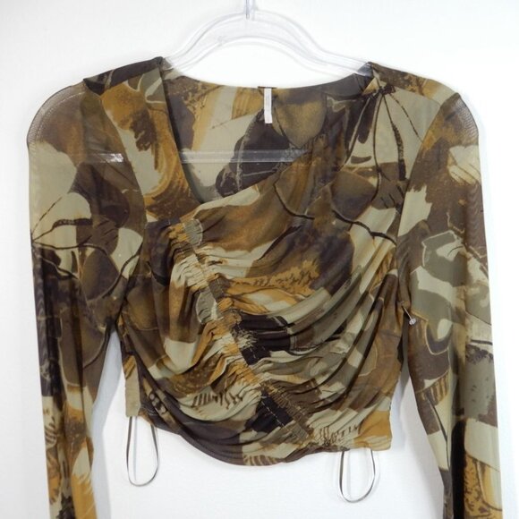 FREE PEOPLE Supernova Long Sleeve Crop Top Size S Stretchy Mesh Floral Moss NEW - Picture 6 of 9